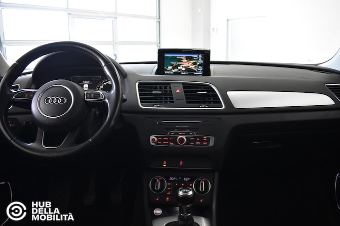 AUDI Q3 2.0 TDI 150 CV Business